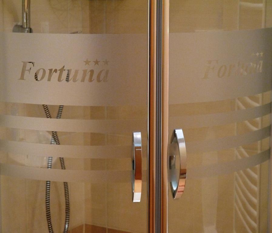 Penzion Fortuna Дудінце Номер фото